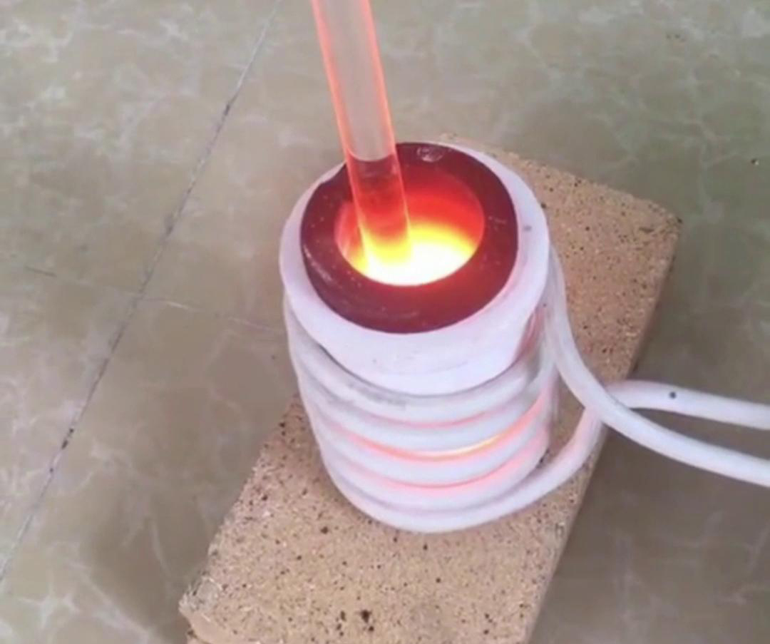 小型高频熔炼炉：家用电压，高效熔炼
