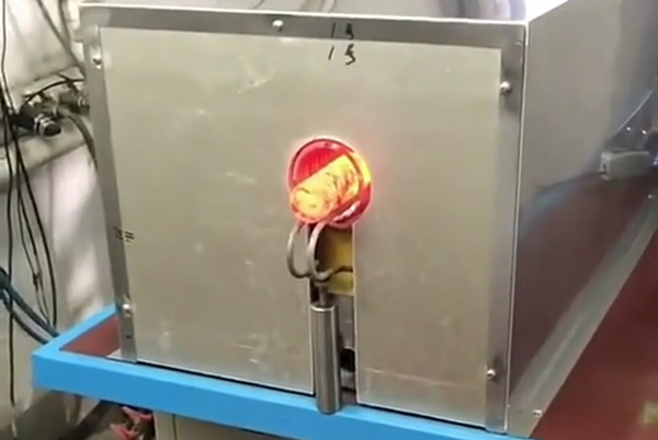160KW超音频简易锻造加热炉，一拖二加热圆柱毛坯钢材料(图4)