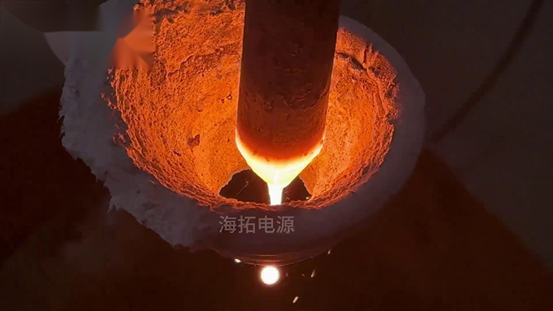 40KW的超高频91免费看黄下载加热设备，频率800Khz，用于加热滴熔淬火热处理